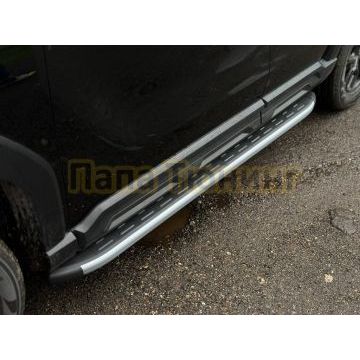 Пороги алюминиевые с пластиковой накладкой (карбон серебро) 1720 мм ТСС для Haval H3 2024-