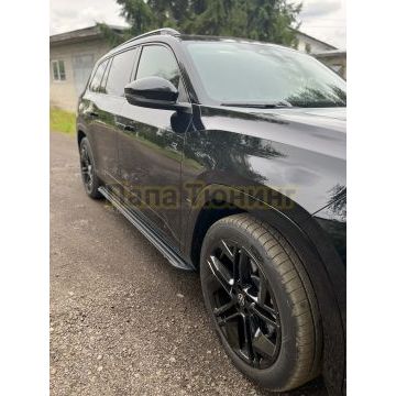 Пороги алюминиевые "Slim Line Black" 2020 мм ТСС для Volkswagen Teramont Pro 2025- (Китай)