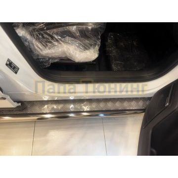 Пороги с накладным листом Папа Тюнинг d53 для JAECOO J7 2025- Рестайлинг