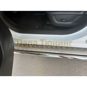 Пороги с накладным листом Папа Тюнинг d53 для CHANGAN CS35 MAX 2025-