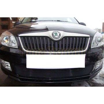 Защита радиатора черная РусСталь для Skoda Fabia 2011-2015 Защита радиатора черная РусСталь для Skoda Fabia 2011-2015