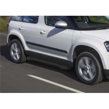 Пороги алюминиевые Rival Black Start для Skoda Yeti 2009-