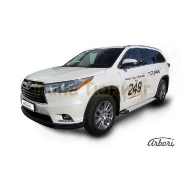 Пороги алюминиевые Arbori Optima Silver серебристые для Toyota Highlander 2014-2016