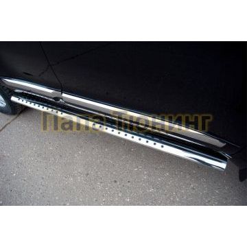 Пороги труба овальная с проступью 120х60 мм РусСталь для Toyota Land Cruiser 200 2012-2015