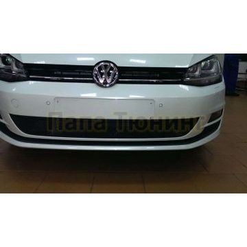 Защита радиатора черная РусСталь для Volkswagen Golf 7 2013-