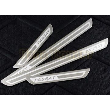 Накладки на внешние пороги OEM Tuning для Volkswagen Passat B8 2015-