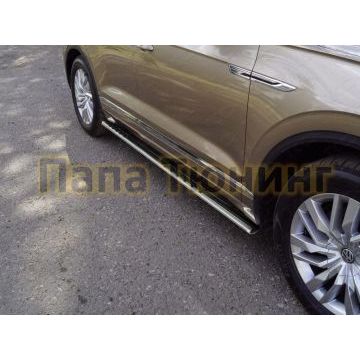 Пороги труба овальная с проступью 75х42 мм ТСС для Volkswagen Touareg 2018-