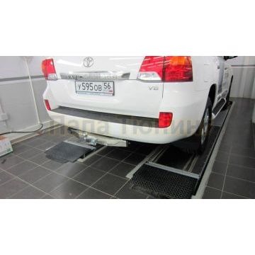 Фаркоп Bozal 2000/120 для Lexus LX SUV 2007-2015/Toyota Land Cruiser J200, кроме Executive, Excalibur SUV 2007-2021