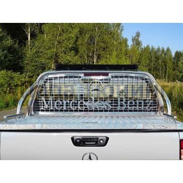 Защита кузова и заднего стекла с фарой для крышки 75х42 мм для Mercedes-Benz X-Class 2018- Защита кузова и заднего стекла с фарой для крышки 75х42 мм для Mercedes-Benz X-Class 2018-