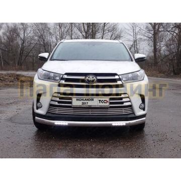 Защита передняя овальная с ДХО 75х42 мм ТСС для Toyota Highlander 2017-2020