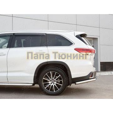 Защита заднего бампера d57 секции РусСталь для Toyota Highlander 2017-2020