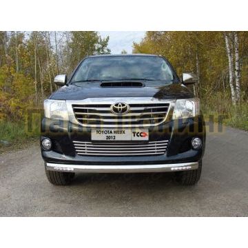 Защита передняя овальная с ДХО 75х42 мм ТСС для Toyota Hilux 2011-2015