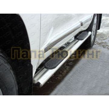 Пороги труба овальная с проступью 120х60 мм ТСС для Toyota Land Cruiser 200 2007-2015 Пороги труба овальная с проступью 120х60 мм ТСС для Toyota Land Cruiser 200 2007-2015