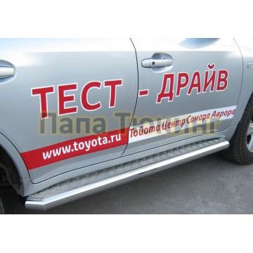Пороги с площадкой алюминиевый лист d76 РусСталь для Toyota Land Cruiser 200 2007-2011