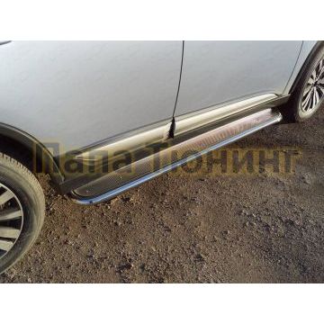 Пороги с площадкой нержавеющий лист 42 мм для Mitsubishi Outlander 2018- Пороги с площадкой нержавеющий лист 42 мм для Mitsubishi Outlander 2018-