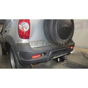Фаркоп Bosal для Chevrolet Niva 2002-