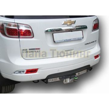 Фаркоп с нержавеющей пластиной Лидер-Плюс для Chevrolet TrailBlazer 2013-2016