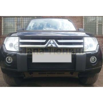 Защита радиатора черная РусСталь для Mitsubishi Pajero IV 2006-2011