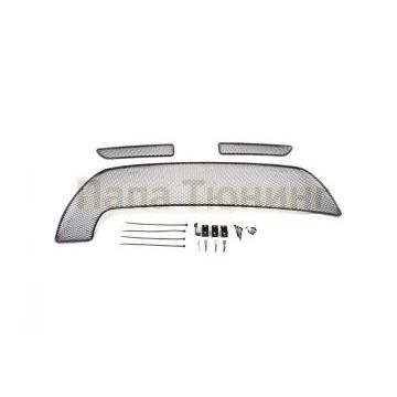 Защита радиатора Arbori черная сота 15 мм 3 штуки для комплектации Authentique Expression для Renault Duster 2015-