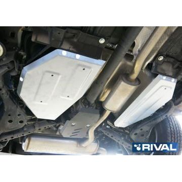 Защита топливного бака алюминий 4 мм RIVAL для Nissan Qashqai, V - 2.0; полный привод 2015-2019/Nissan Qashqai, V - 2.0; полный привод 2019-/Nissan X-Trail, V - 2.0; 2.5; полный привод 2015-2018/Nissan X-Trail, V - 2.0; 2.5; полный привод 2018-/Renault Koleos, V - 2.0; 2.5; 2.0d; полный привод 2017-2020