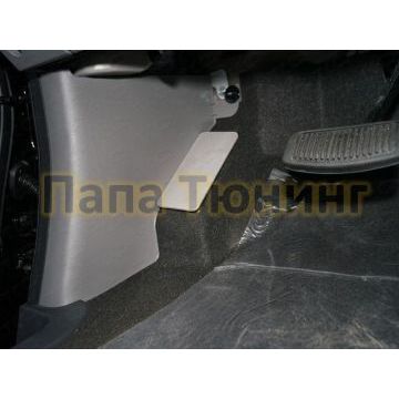 Накладка площадки левой ноги лист алюминий 4 мм ТСС для Hyundai H-1 Starex 2019- Накладка площадки левой ноги лист алюминий 4 мм ТСС для Hyundai H-1 Starex 2019-