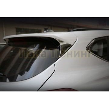 Треугольные накладки на заднюю дверь OEM Tuning для Hyundai Tucson 2015-2018