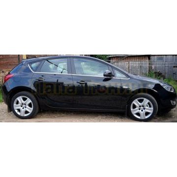 Нижние молдинги стекол 8 частей Omsa_Line для Opel Astra J 2010- Нижние молдинги стекол 8 частей Omsa_Line для Opel Astra J 2010-