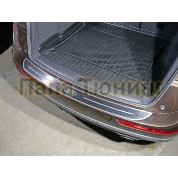 Накладка на задний бампер шлифованный лист лого Audi ТСС для Audi Q5 2008-2016 Накладка на задний бампер шлифованный лист лого Audi ТСС для Audi Q5 2008-2016