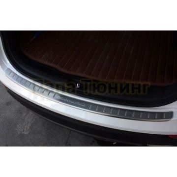 Накладка на задний бампер с логотипом OEM Tuning для Hyundai Santa Fe Grand 2014-2016