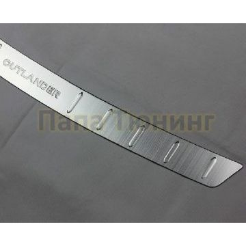 Накладка на задний бампер OEM Tuning для Mitsubishi Outlander 2012-2015