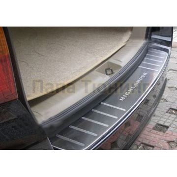 Накладка на задний бампер OEM Tuning для Toyota Highlander 2010-2014