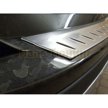 Накладка на задний бампер OEM Tuning для Toyota RAV4 2013-2015