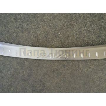 Накладка на задний бампер OEM Tuning для Toyota RAV4 2013-2015