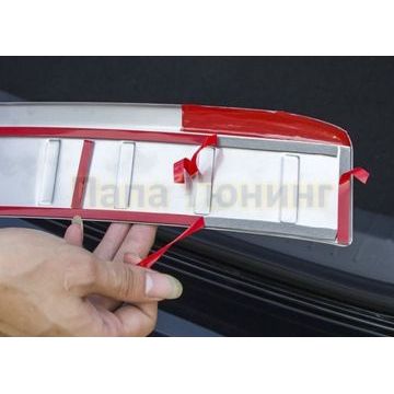 Накладка на проем двери багажника OEM Tuning для Volkswagen Passat B8 2015-