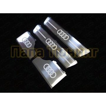 Накладки на пороги шлифованный лист лого Audi ТСС для Audi Q7 2015-