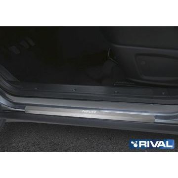 Накладки порогов Rival с надписью 4 штуки для Chevrolet Niva 2015-