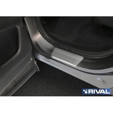 Накладки порогов Rival с надписью 4 штуки для Honda CR-V 2017-