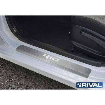 Накладки порогов Rival с надписью 4 штуки для Kia Rio 2011-2017