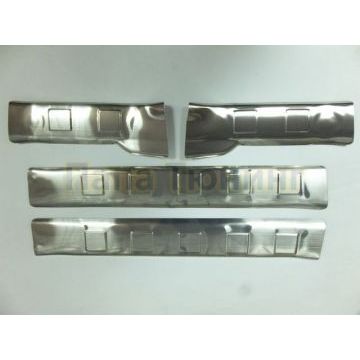 Накладки на дверные пороги OEM Tuning для Nissan X-Trail 2011-2015