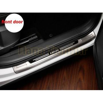 Накладки на дверные пороги на металл с логотипом 4 части OEM Tuning для Skoda Kodiaq 2017-