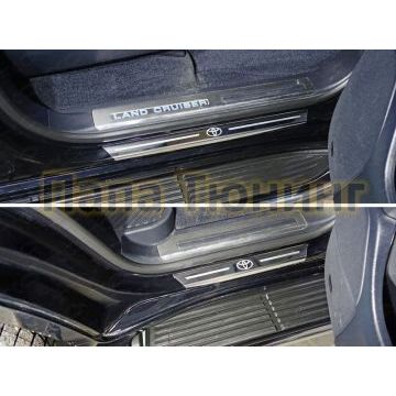Накладки на пороги с гибом зеркальный лист логотип Toyota 4 штуки ТСС для Toyota Land Cruiser 200 Executive 2016-
