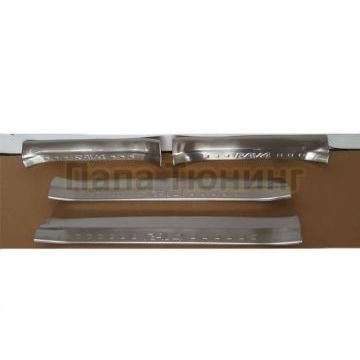 Накладки на дверные пороги OEM Tuning для Toyota RAV4 2013-2019