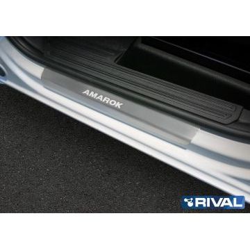 Накладки порогов Rival с надписью 4 штуки для Volkswagen Amarok 2016-