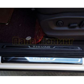 Накладки на внутренние и внешние пороги чёрные 8 частей OEM Tuning для Volkswagen Tiguan 2016-