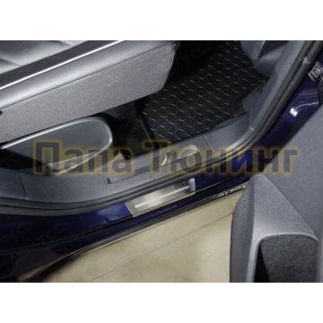 Вставки задние на пластиковые пороги зеркальный лист 2 штуки ТСС для Volkswagen Tiguan 2016-