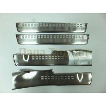 Накладки на дверные пороги OEM Tuning для Volvo XC60 2014-2017