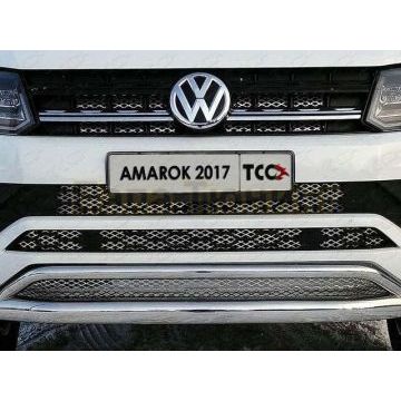 Накладка решётки радиатора нижняя без парктроников лист ТСС для Volkswagen Amarok 2016-