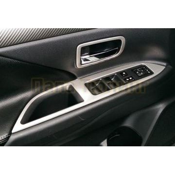 Накладки на панели управдения дверей 4 части OEM Tuning для Mitsubishi Outlander 2015-