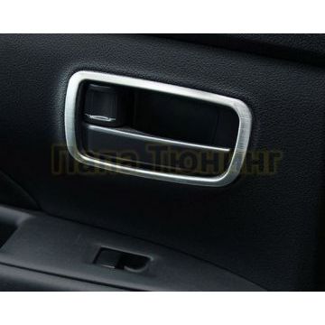 Окантовка внутренних дверных ручек 4 части OEM Tuning для Mitsubishi Outlander 2015-