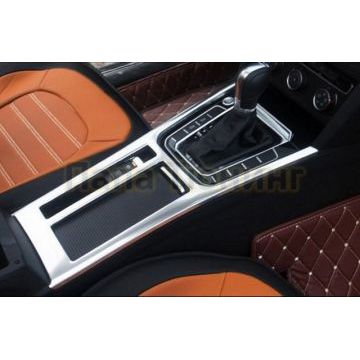 Накладка на центральную консоль серебристая OEM Tuning для Volkswagen Passat B8 2015-